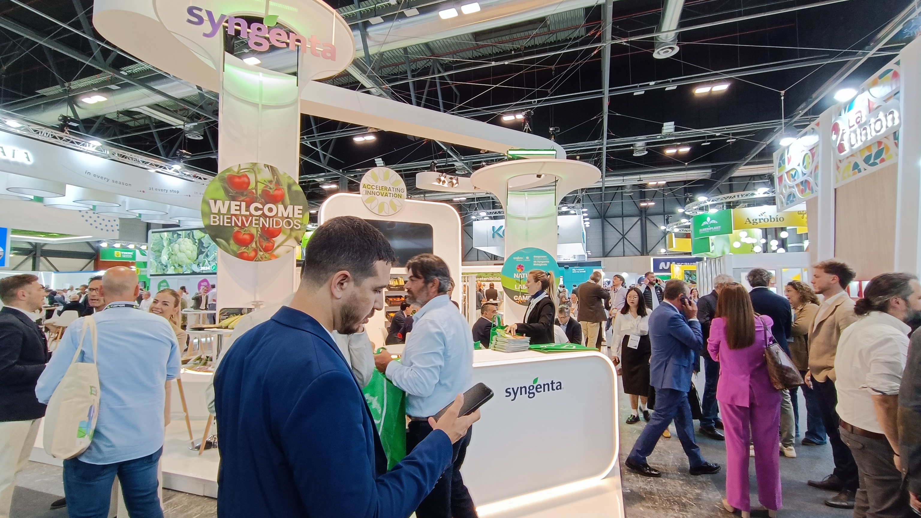 /userfiles/image/dropzone/blogs/20241016161911-1.- STAND SYNGENTA_FRUIT ATTRACTION 2024.jpg